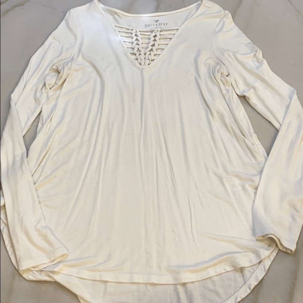 Sz small soft & sexy ivory long sleeve tee